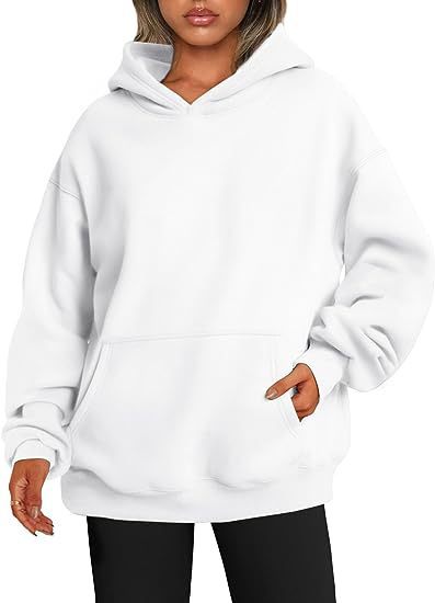 Women's Oversized Hooded Sweater With Pockets