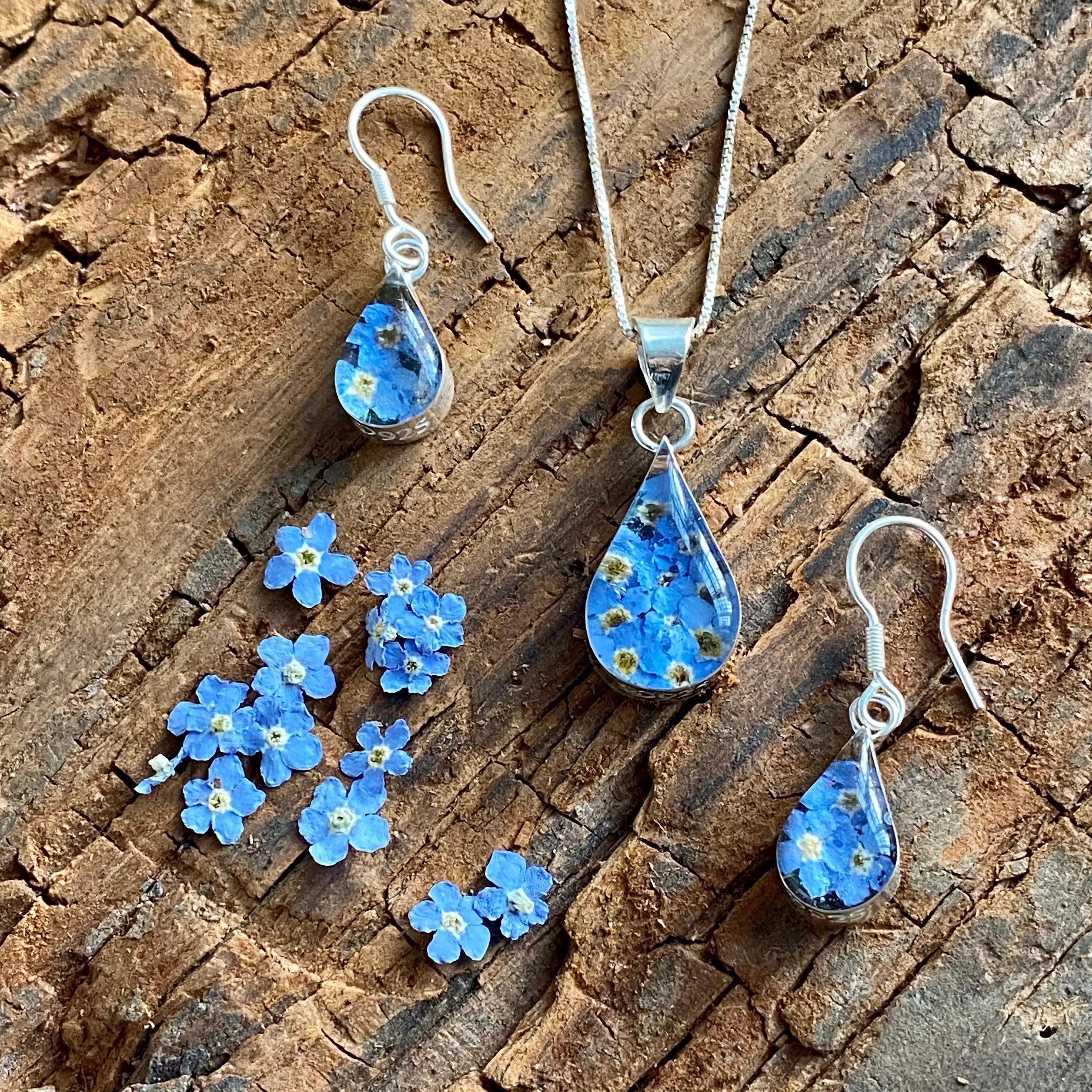 Forget-Me-Not Teardrop Pendant Necklace